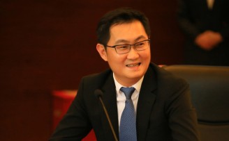 马化腾凌晨四点朋友圈怼评“三英”:“我们放心了”