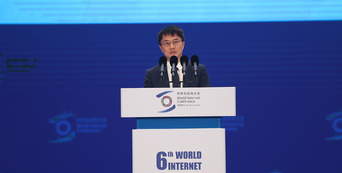 YC中国陆奇：创新推动社会进步，创业是市场创新的摇篮