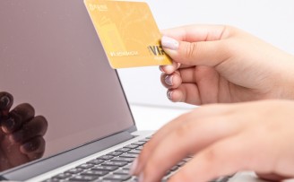 美团、爱奇艺、探探……自动续费有多坑?
